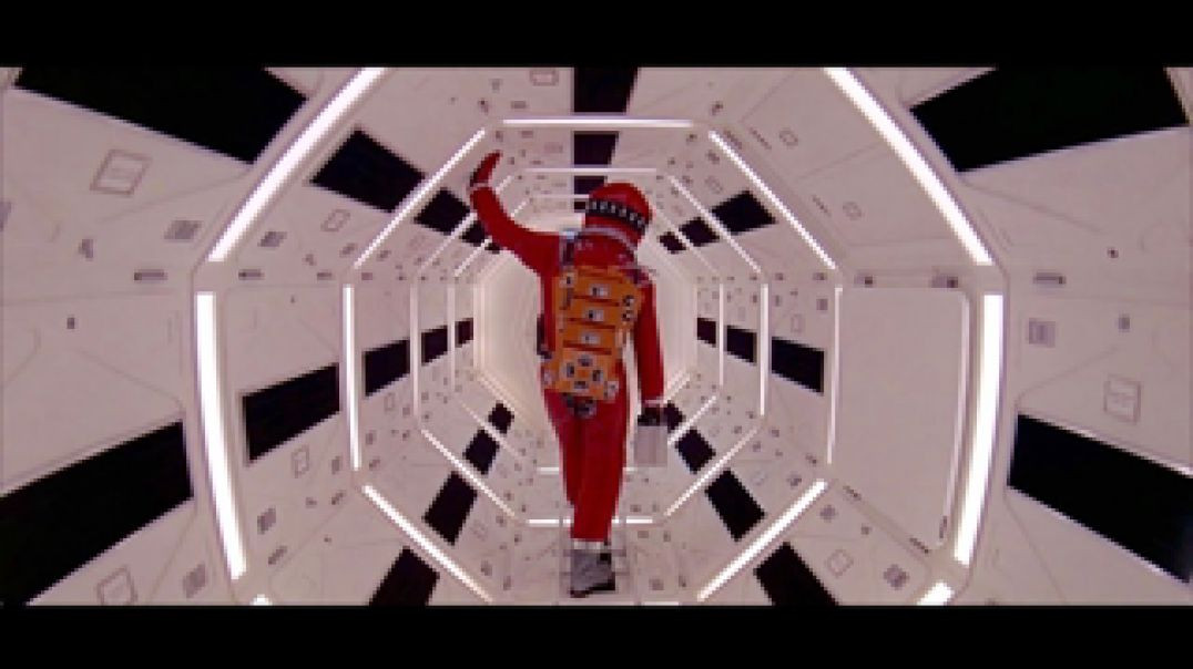 ⁣2001 A SPACE ODYSSEY PAIRED ∞ WITH TIME FROM PINK FLOYD