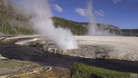 HYDROTHERMAL EXPLOSION 💥 LEADS TO CLOSURE OF PARTS OF YELLOWSTONE NATIONAL PARK