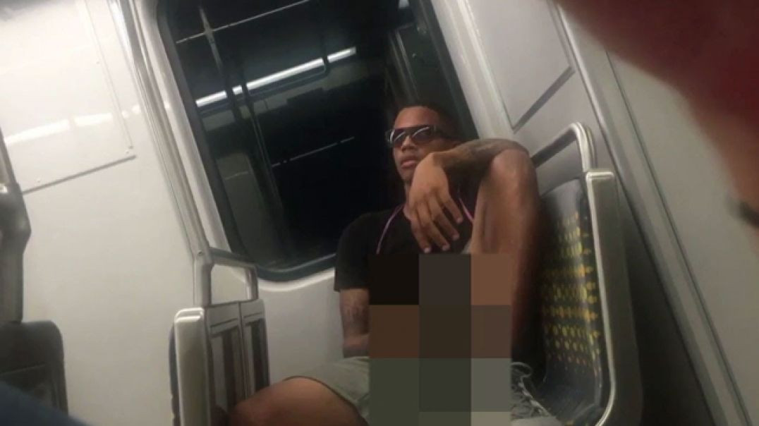 ⁣MAN CAUGHT MASTURBATING ON LA'S EXPO LINE 🍆 [THIS GUY WAS A REAL JERK]