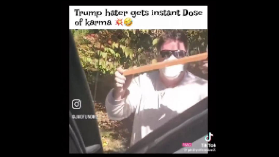 ⁣TDS-RIDDEN SIMP CHAD GETS INSTANT KARMA ⚢ AFTER RUNNING OVER TRUMP-VANCE SIGN