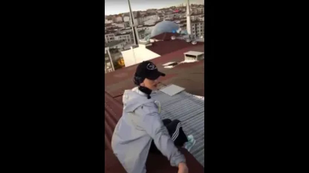 MOMENT TIKTOKER, 23, FALLS TO HER DEATH FROM ROOFTOP 🌇 AFTER CLIMBING UP TO TAKE VIDEO OF SUNSET