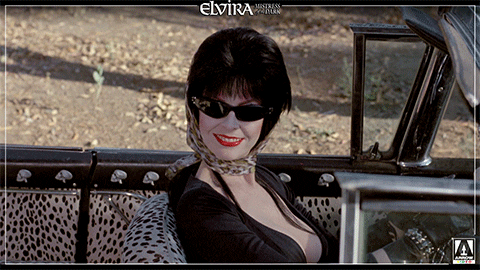 A SPICY BIT FROM ELVIRA 🔥🎬 MISTRESS OF THE DARK