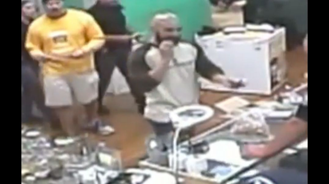 ⁣SANTA ANA POT SHOP RAID SPARKS INVESTIGATION [THE SKY HIGH HIDDEN CAMERA FEED