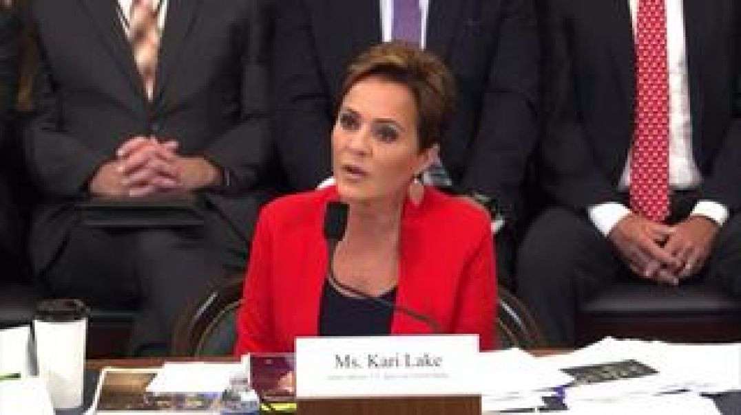 ⁣KARI CURBSTOMPS 🥾 GREG STANTON AFTER HE CALLS HER A TWO-TIME LOSER [HE HAS A GAY LOVER⁉️]