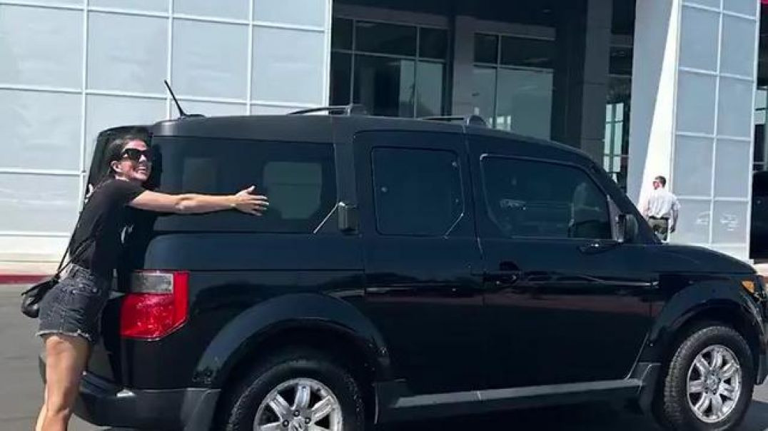 ⁣IS YOUR CAR SPYING ON YOU⁉️ HERE'S HOW TO CHECK