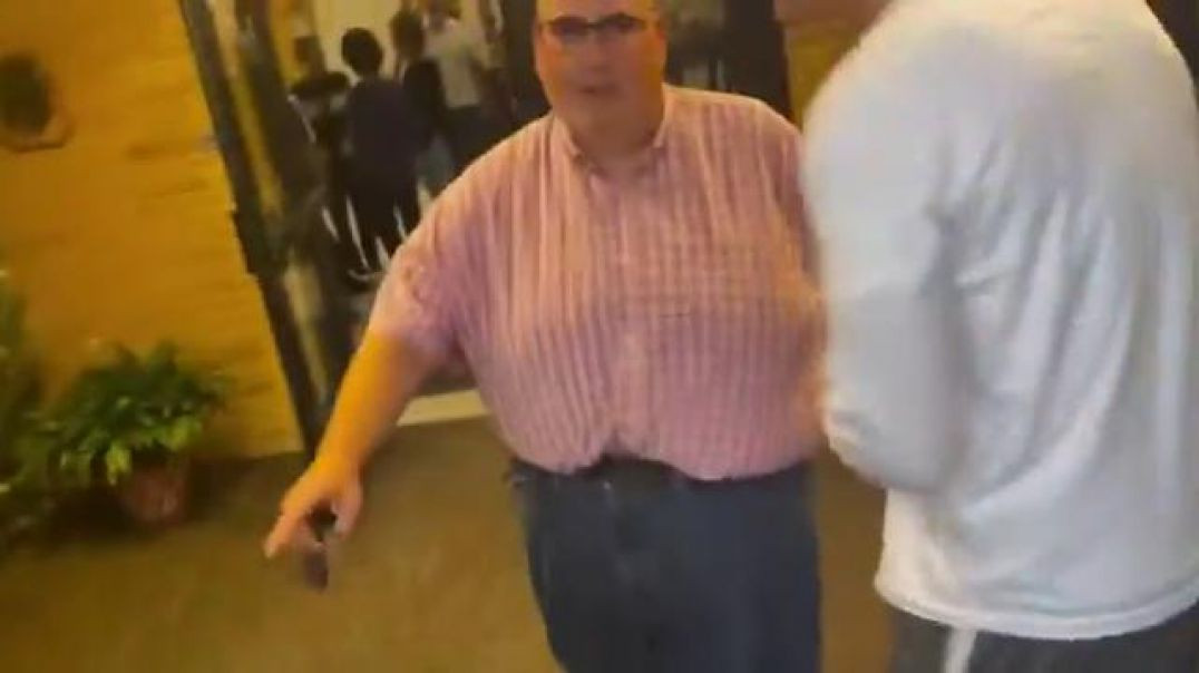 ⁣MAN CONFRONTS THE CHILD PREDATOR WHO ABUSED HIM WHEN HE WAS A CHILD 🔞 MAKE HIM FAMOUS