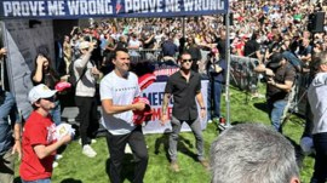 ⁣CHARLIE KIRK SHOT AT TPUSA 2ND AMENDMENT SPEECH AT UTAH VALLEY UNIVERSITY❗
