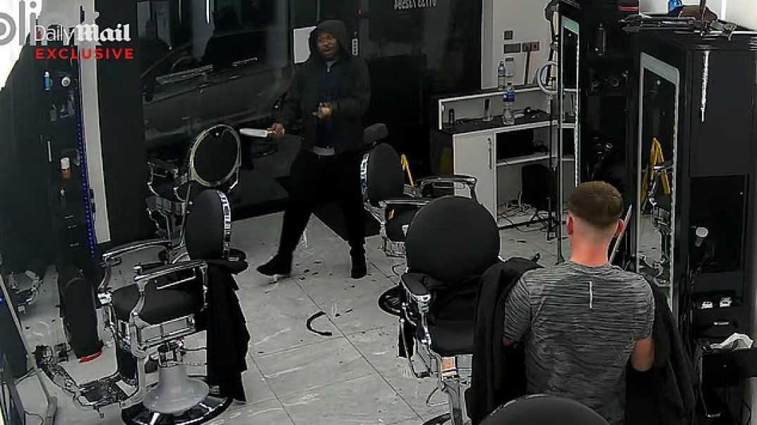 LONDONISTAN LUNACY 🔪 KNIFEMAN STABS 11 PLUS 14 YEAR OLD BOY IN PETERSBOROUGH