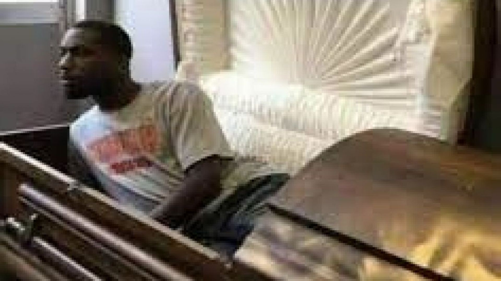 COULD NOT FIND IMAGE OF CORPSE BEING SLAPPED ⚰ SO HERE IS THE NEXT BEST THING