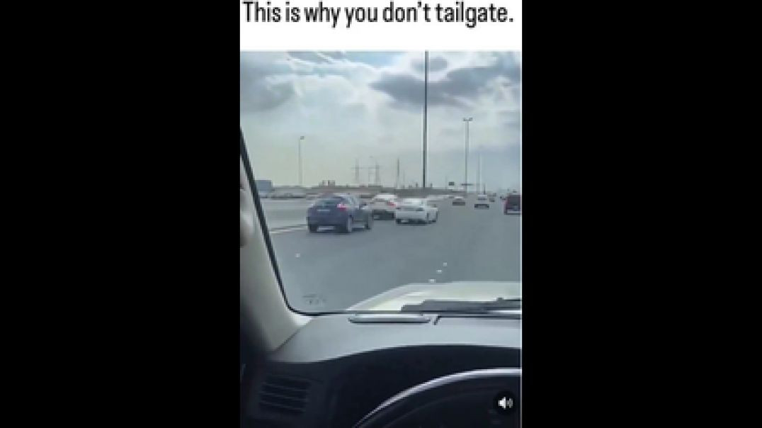 THIS IS WHY YOU DO NOT TAILGATE❗