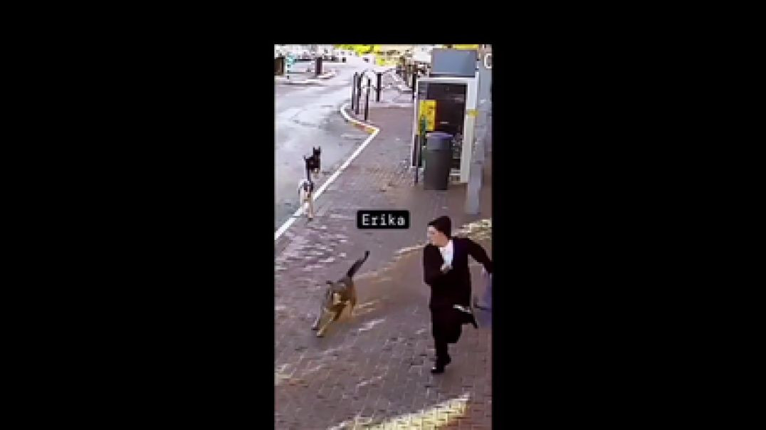 PERHAPS HE STUNK OF FORESKIN⁉️