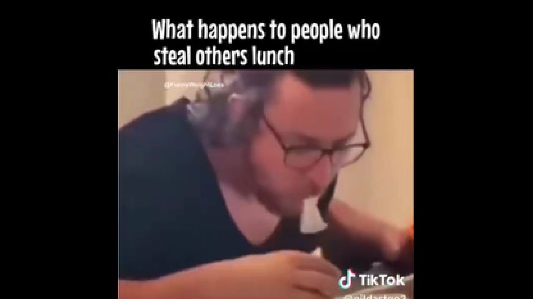 LOOKS LIKE HE GOT EXTRA MAYO 🥪 ON THAT STOLEN LUNCH❗