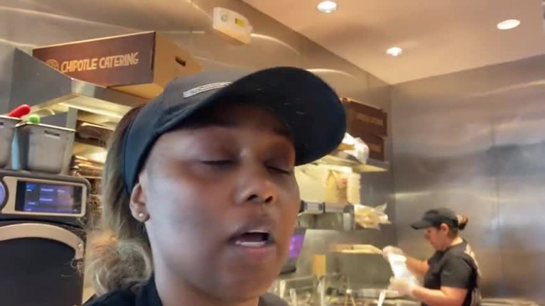 Fragile black female demonstrates why no one wants to live in Ohio [Brian Grossman Mirror]