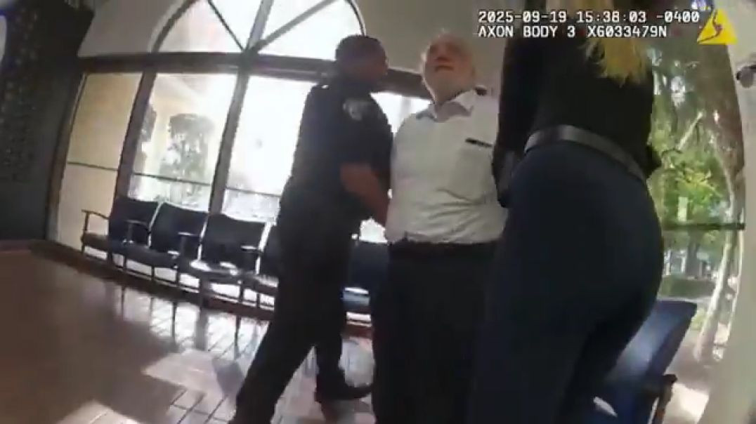 ⁣PREDATOR TEACHER LEVI SHOLIN ₪ CAUGHT AND ARRESTED 🔞 TRYING TO HOOK UP WITH A 14 YEAR OLD BOY
