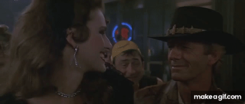 CROCODILE DUNDEE PERFORMS ⚧ A TRANSVESTIGATION❗