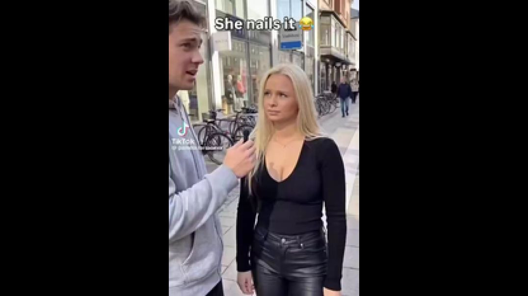 SHE WAS ASKED HOW MANY GENDERS THERE ARE ⚧ SHE NAILED IT❗
