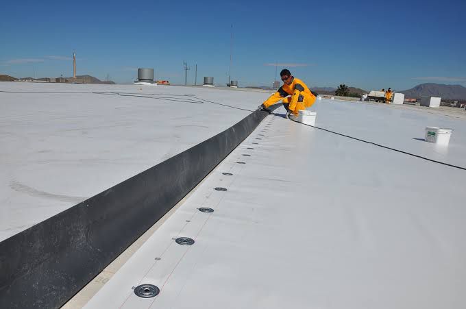 Reparación de juntas de concreto para uso de montacargas