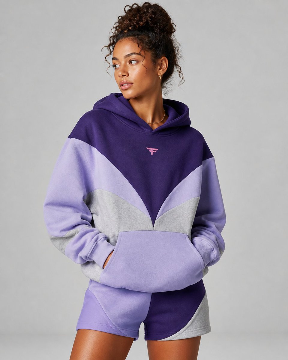 AI Prompt for High-End Fashion Portraits with Athletic Apparel