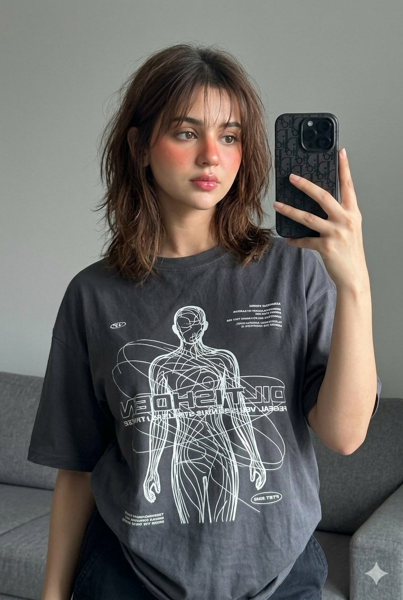 AI Prompt for High-Quality Editorial Mirror Selfie