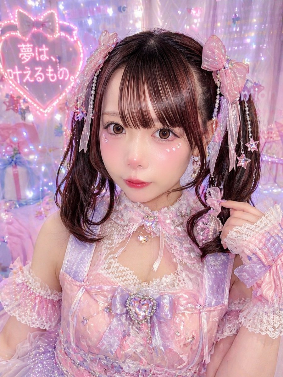 AI Prompt for Kawaii Idol-Style Portrait with Pastel Fashion