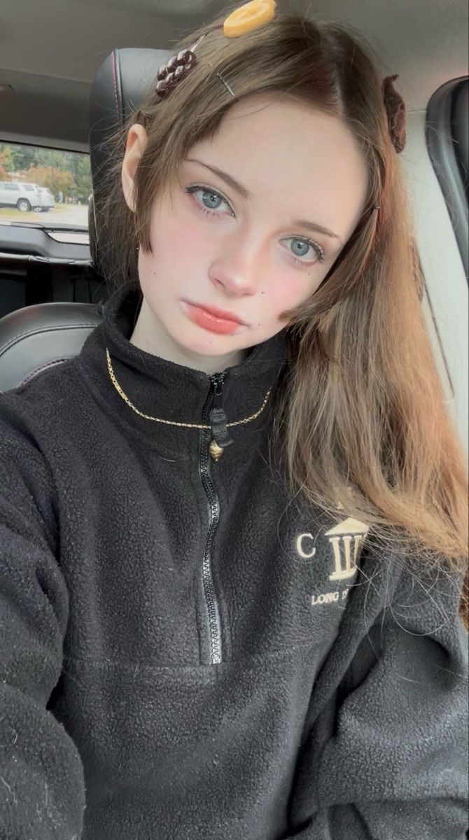 AI Prompt for Realistic Young Woman Selfie in Luxury Car