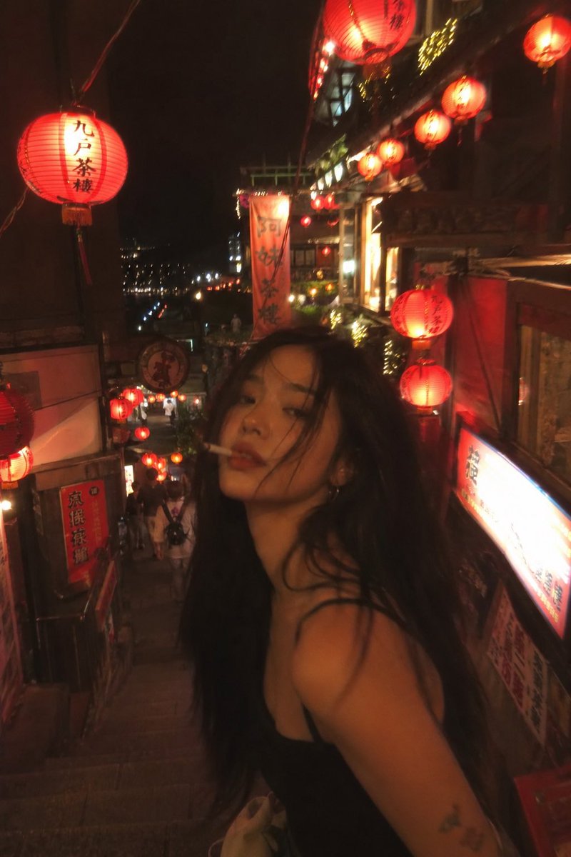 AI Prompt for Stylish Asian Fashion Model Image in Taipei Night Scene