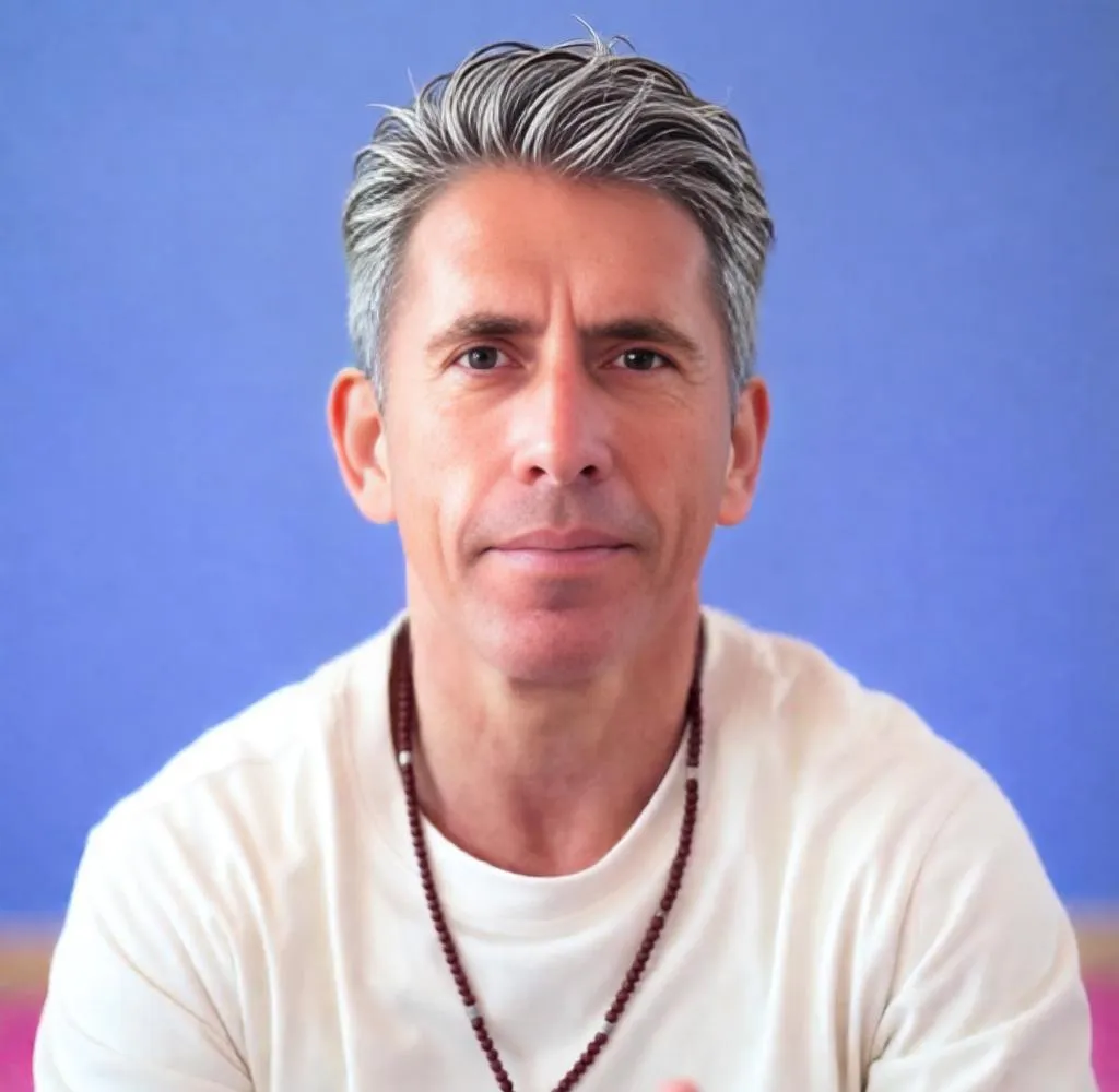 Realistic Salt & Pepper Grey Hairstyle AI Prompt