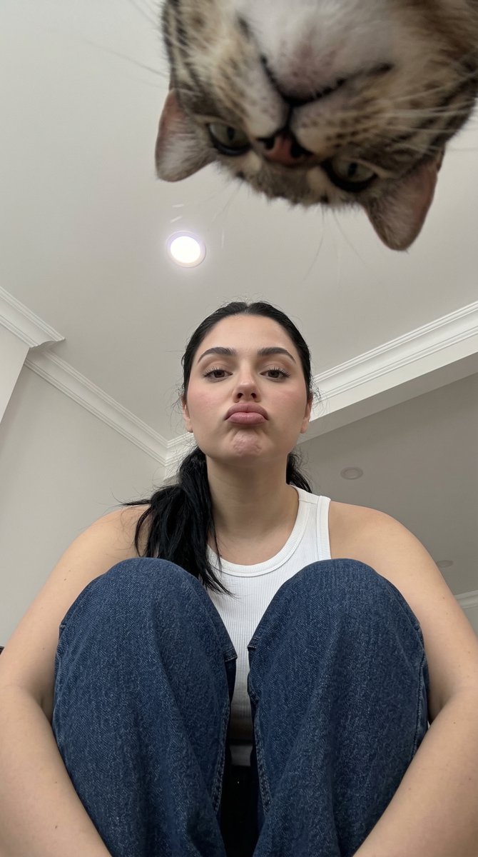 AI Prompt for Realistic Low-Angle Portrait Generation