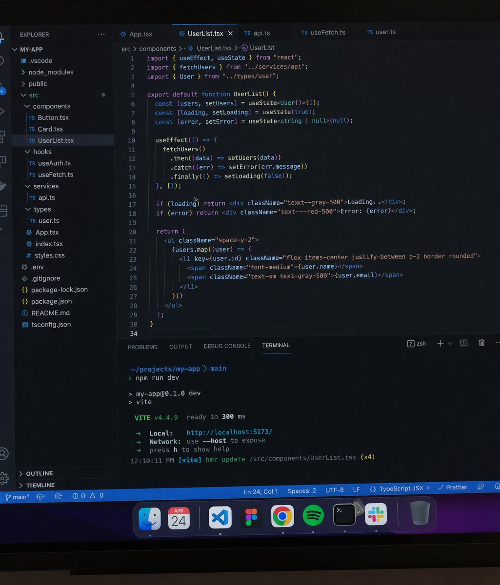 AI Prompt for Creating Realistic Professional Workplace Screens