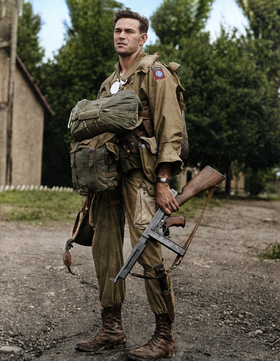 AI Prompt for Historical WWII Colorized Photographs