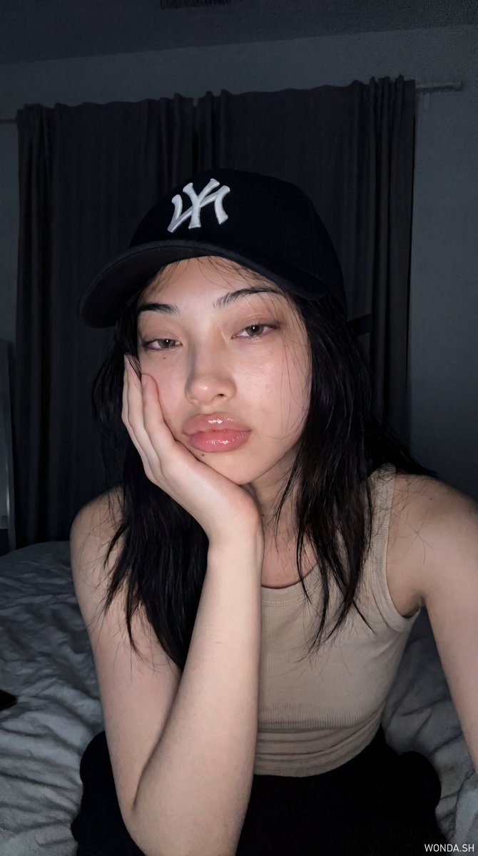 AI Prompt for Realistic Smartphone Selfie with Harsh Lighting