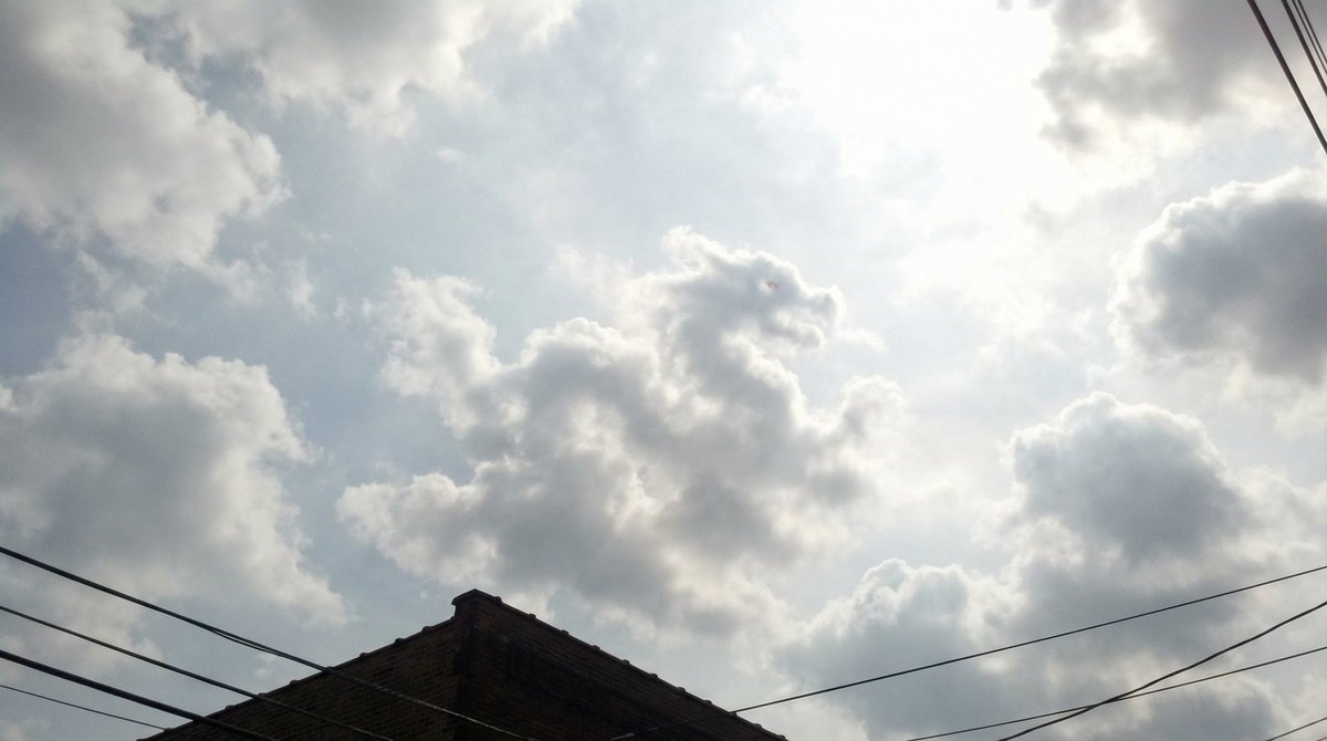 AI Prompt for Abstract Sky Cloud Formations from Smartphone Photos