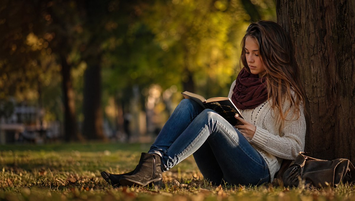 AI Prompt for Autumn Park Reading Scene with Stock Photo