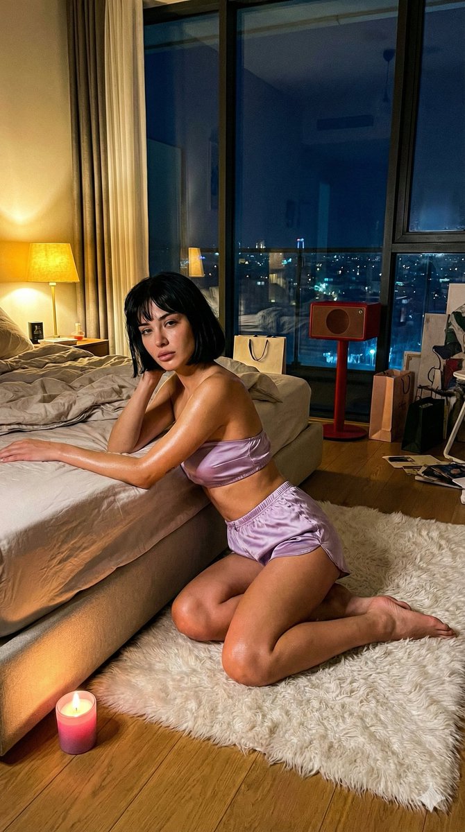 AI Prompt for Cinematic Low-Light Female Portrait in Istanbul Apartment