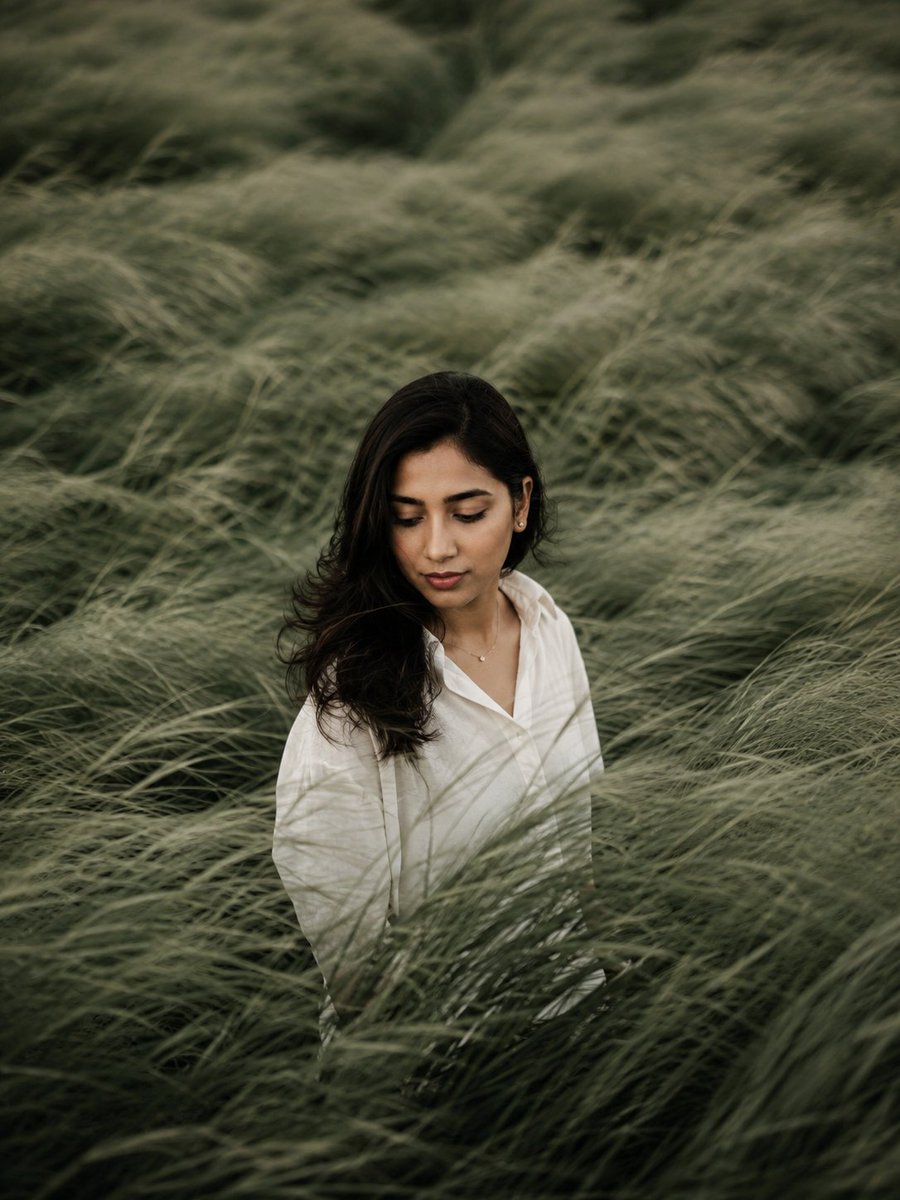 AI Prompt for Cinematic Portrait Photography with Melancholic Atmosphere