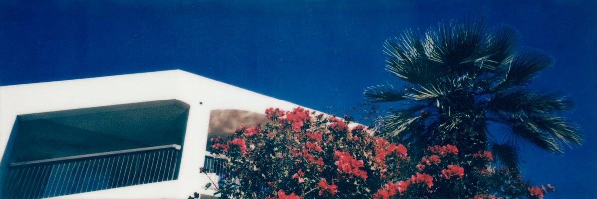 AI Prompt for Dreamy Mediterranean Villa Photography