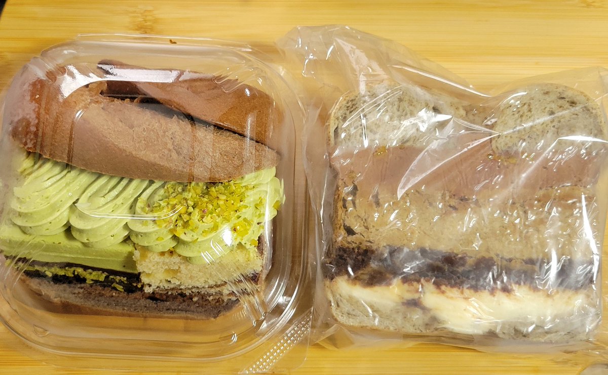 AI Prompt for Food Image Generation - Expressing Excitement for Purchased Items