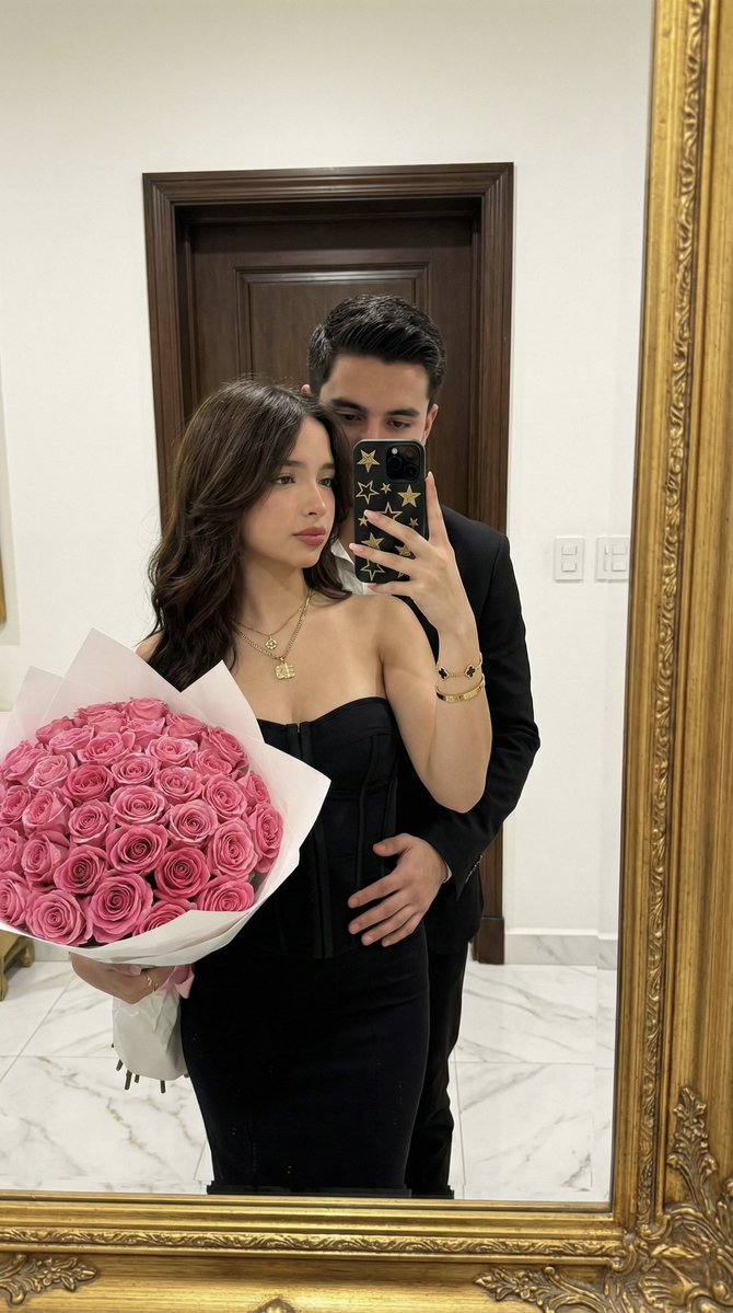 AI Prompt for High-Quality Mirror Selfie with Valentine's Roses and Identity Lock