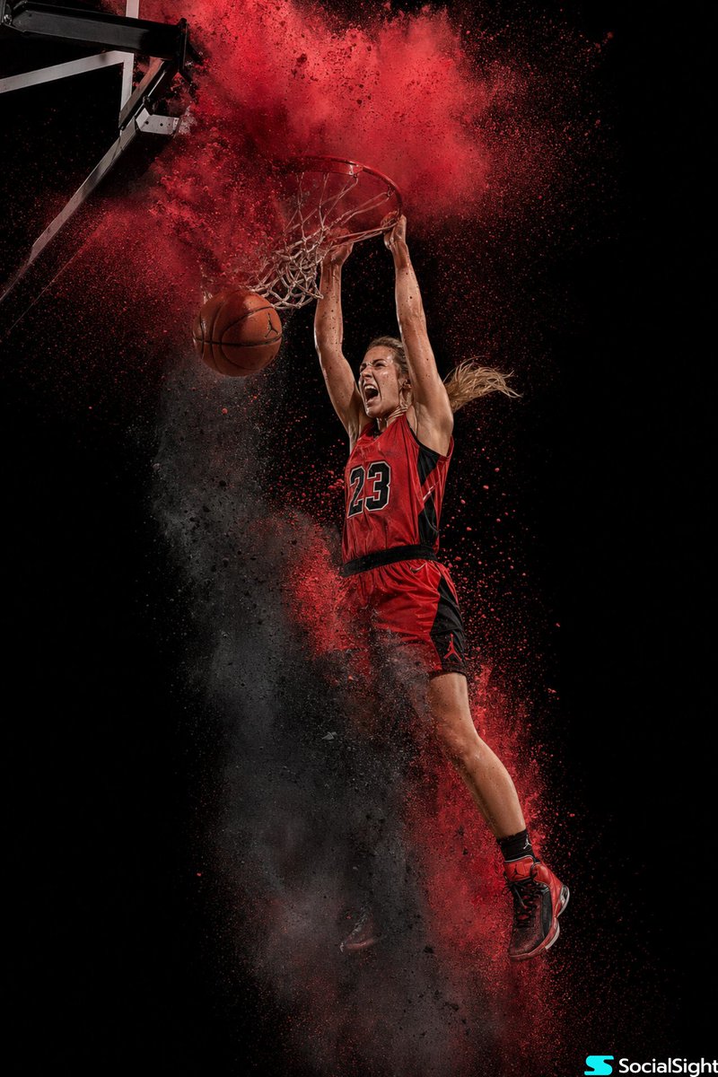 AI Prompt for High-Speed Basketball Dunk with Explosive Effect