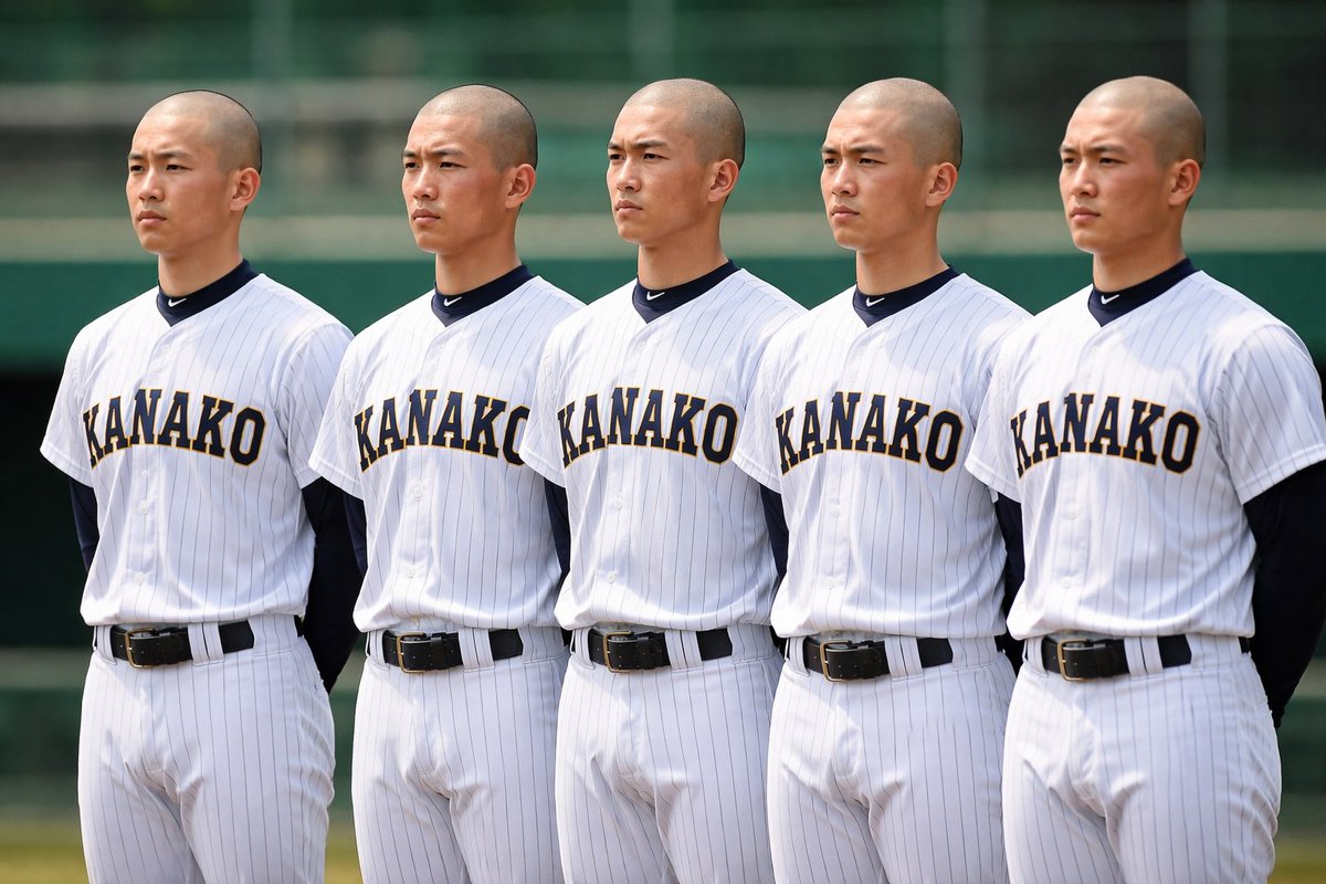 AI Prompt for Identical Baseball Players Lineup Image