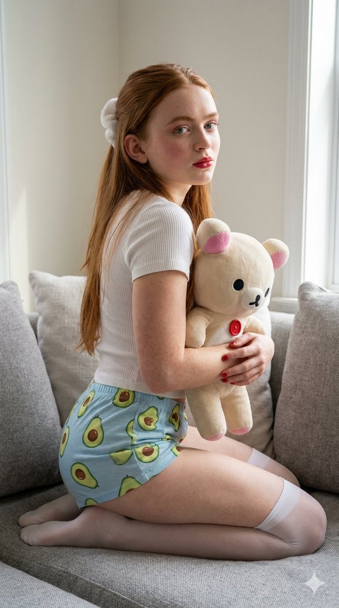 AI Prompt for Portrait of Redheaded Woman with Teddy Bear