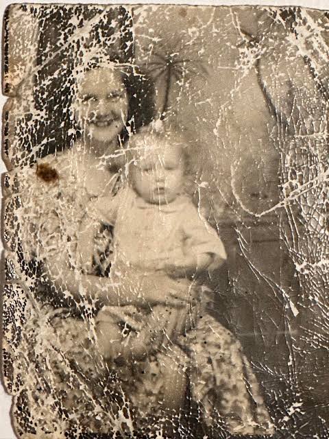 AI Prompt for Professional Portrait Restoration