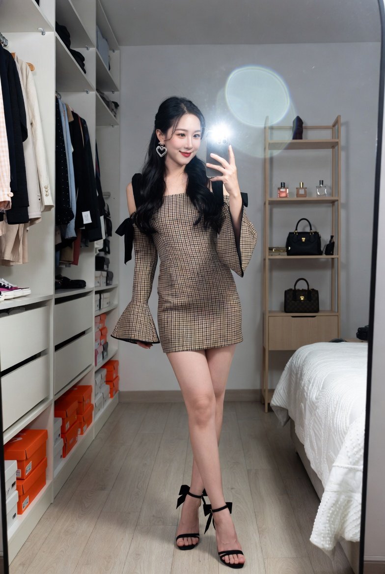 AI Prompt for Realistic Mirror Selfie in Walk-in Closet