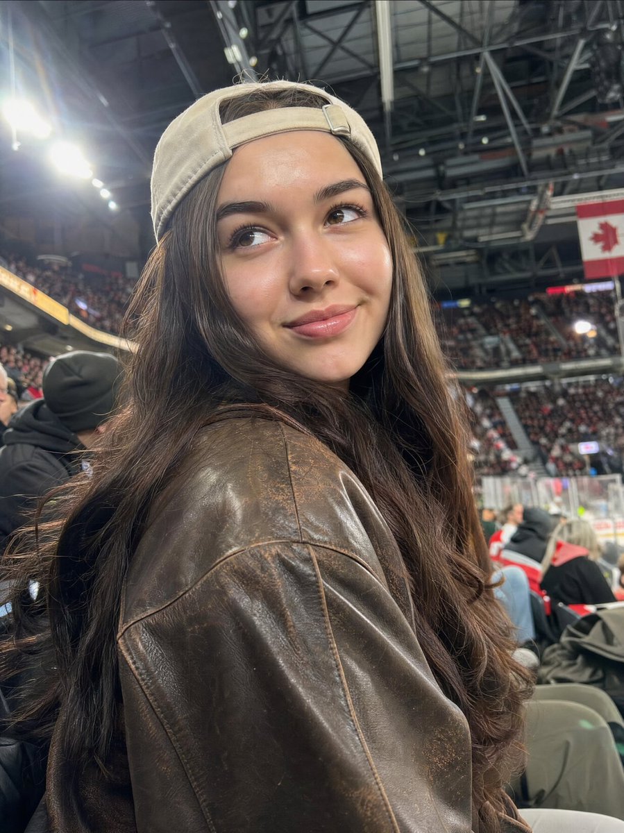 AI Prompt for Realistic Sports Arena Portrait