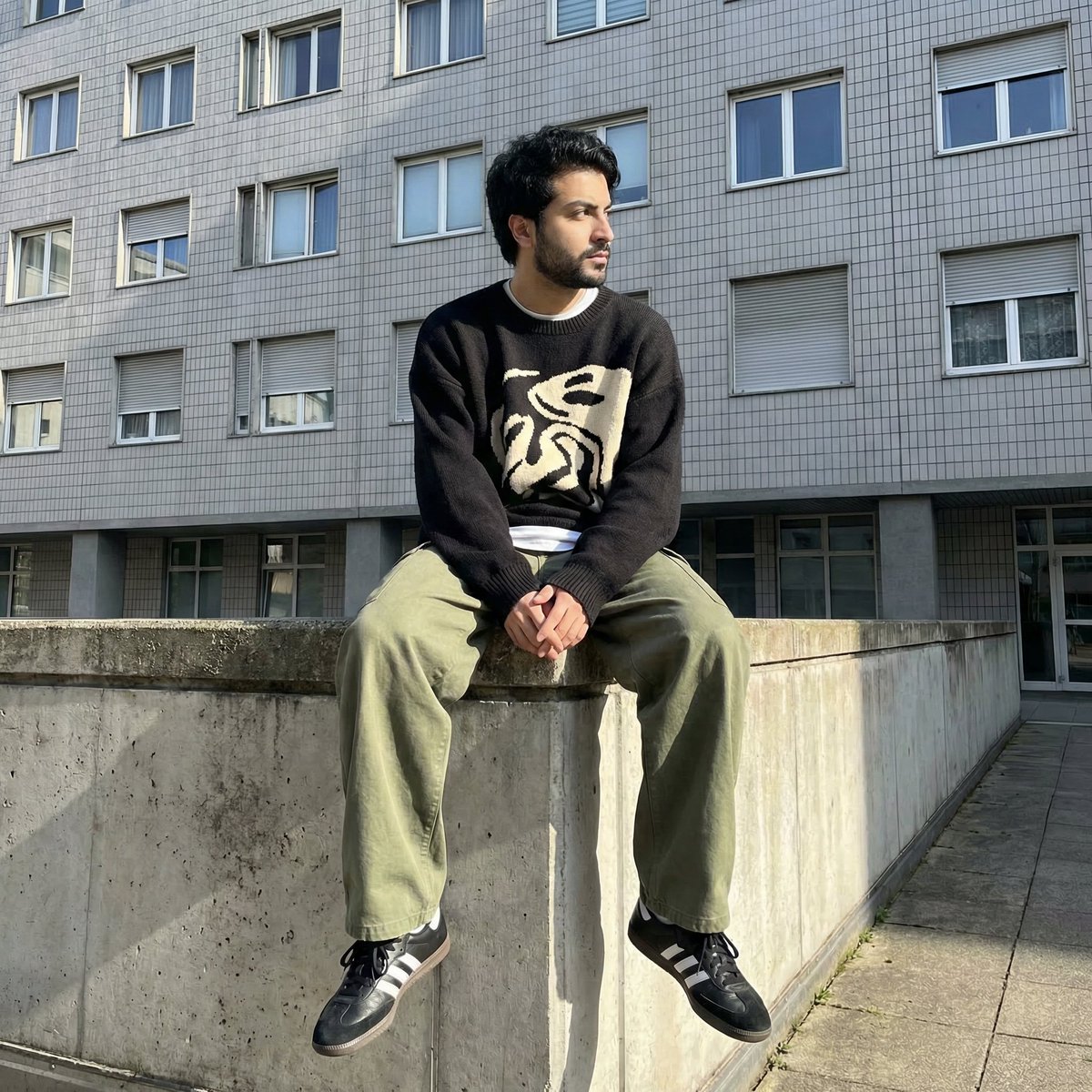 AI Prompt for Realistic Urban Portraits from Reference Images