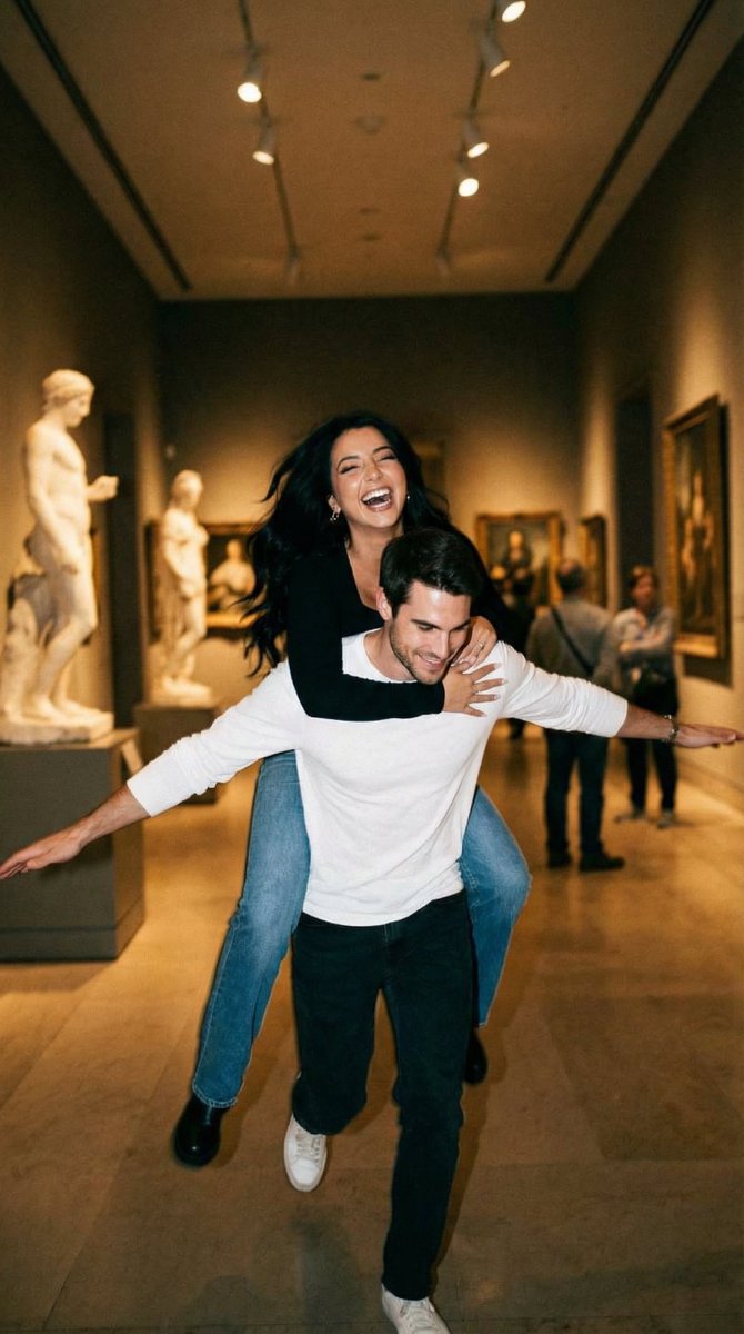 AI Prompt for Romantic Couple Cinematic Photo in Museum