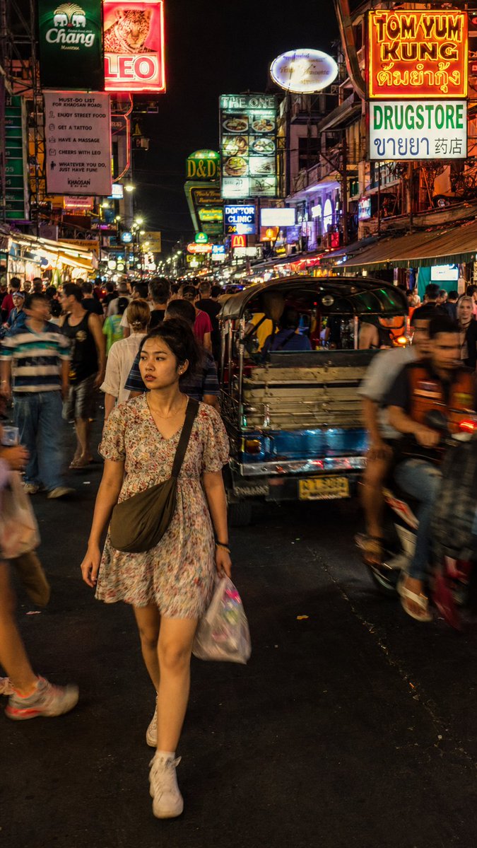 AI Prompt for Stylized Bangkok Street Photography