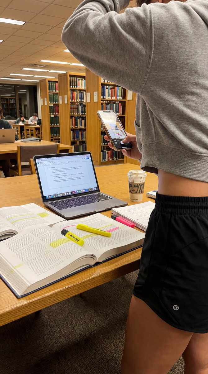 AI Prompt for Ultra-Realistic College Campus Photo