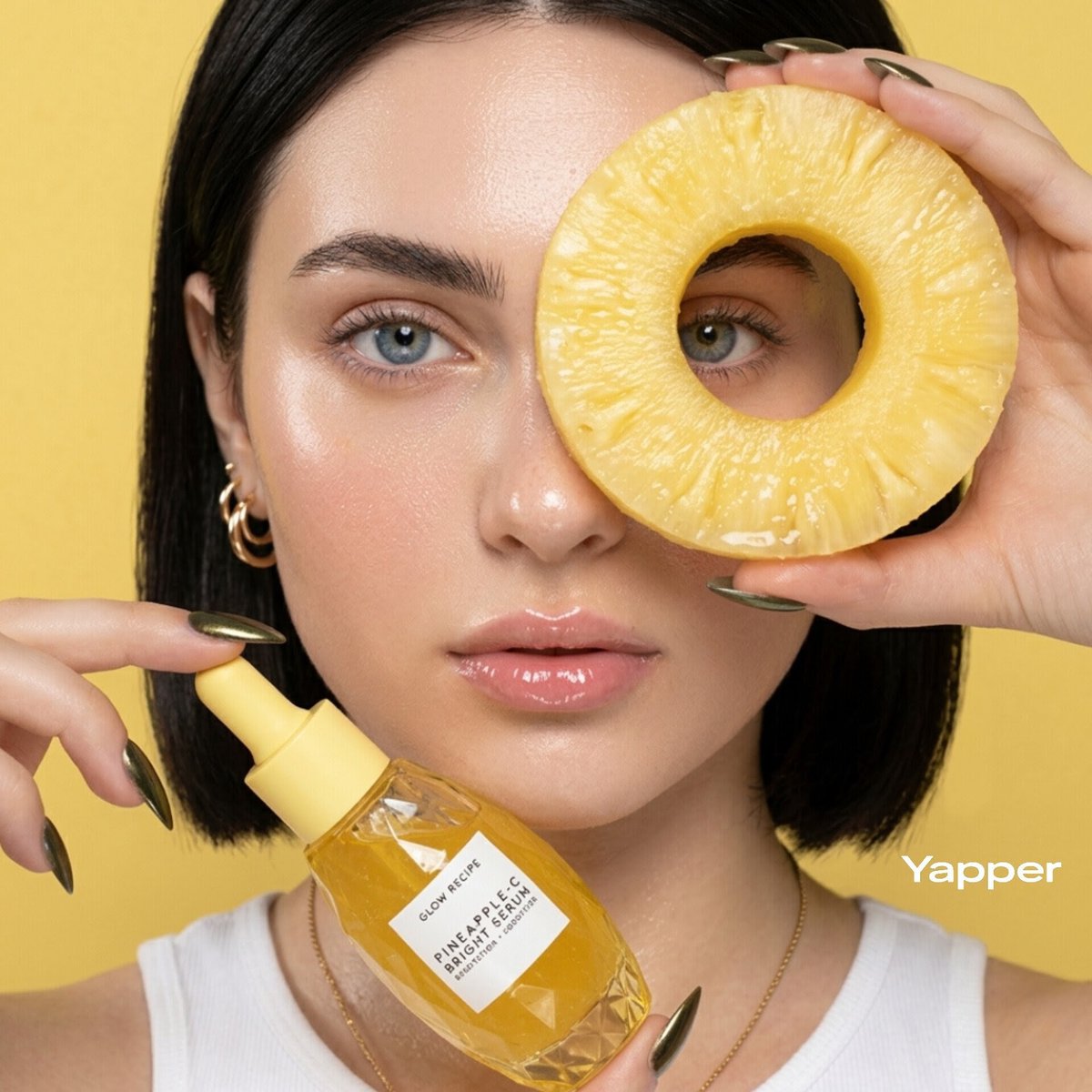 AI Prompt for Ultra-Realistic Tropical Skincare Product Photography with High-End Cosmetic Aesthetic