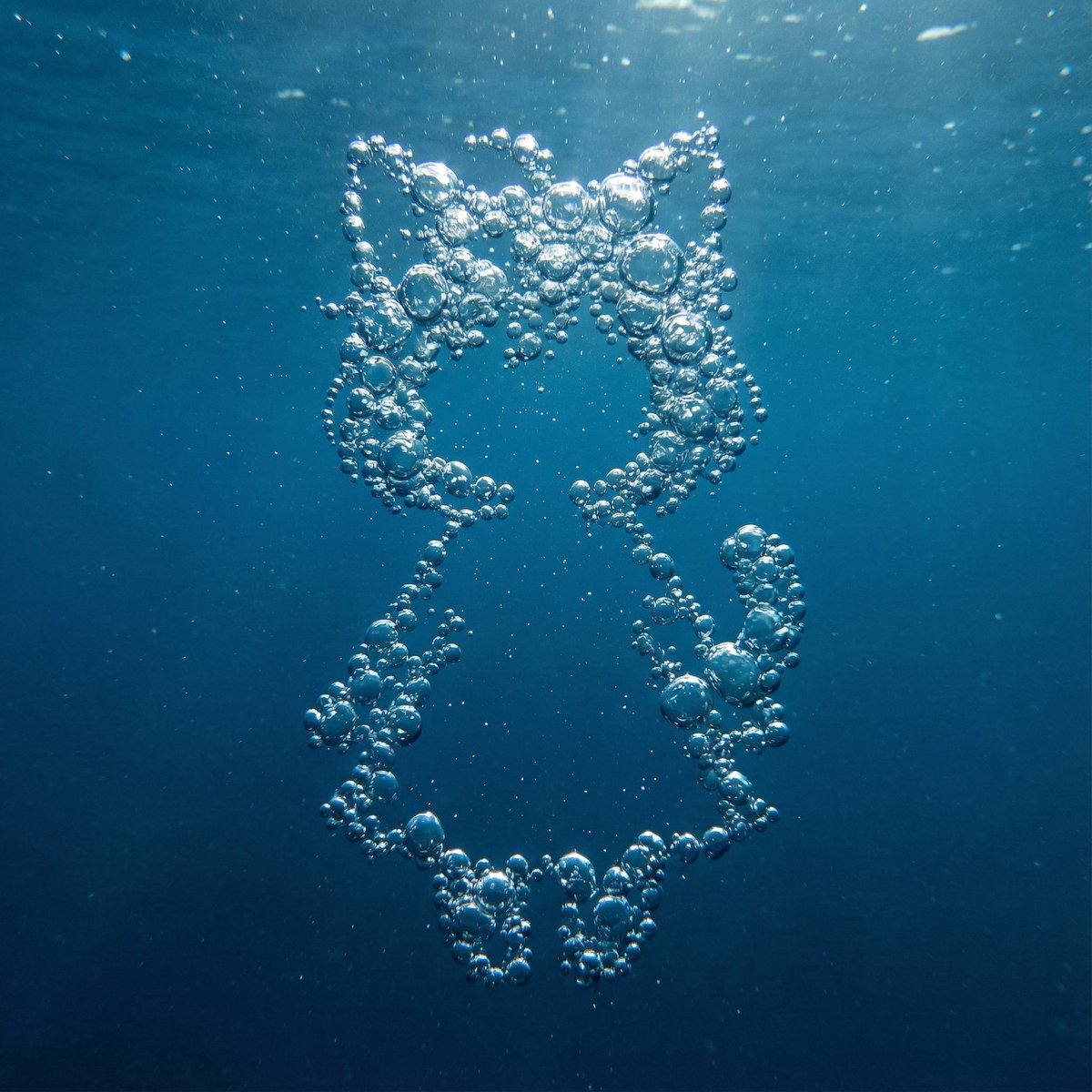 AI Prompt for Uniquely Styled Underwater Bubble Silhouettes